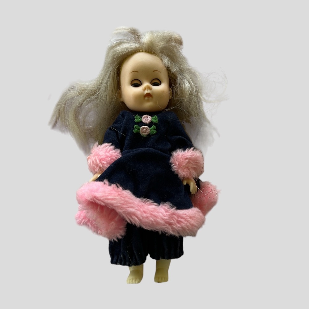 Vintage Ginny Vogue Doll